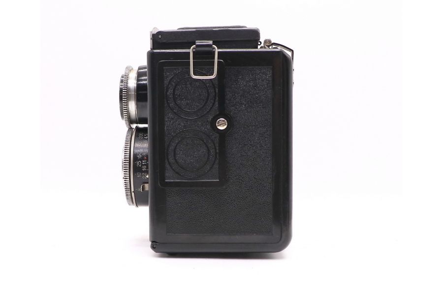 Плёночный фотоаппарат Любитель первого выпуска