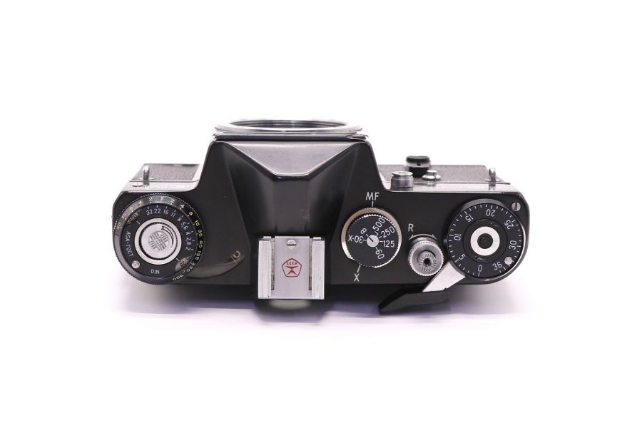 Зенит-ЕМ черный body (СССР, 1981)