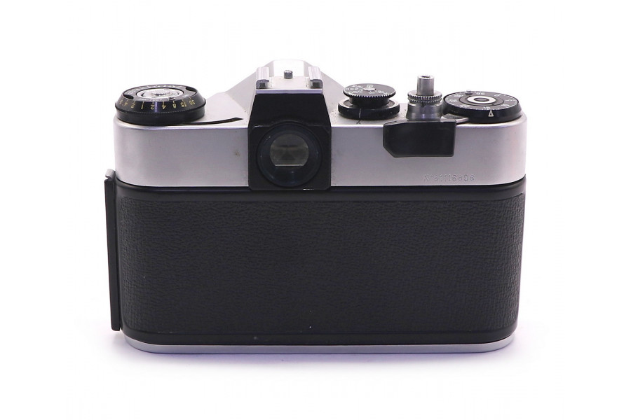 Фотокамера зеркальная Зенит-ЕМ body silver (СССР)