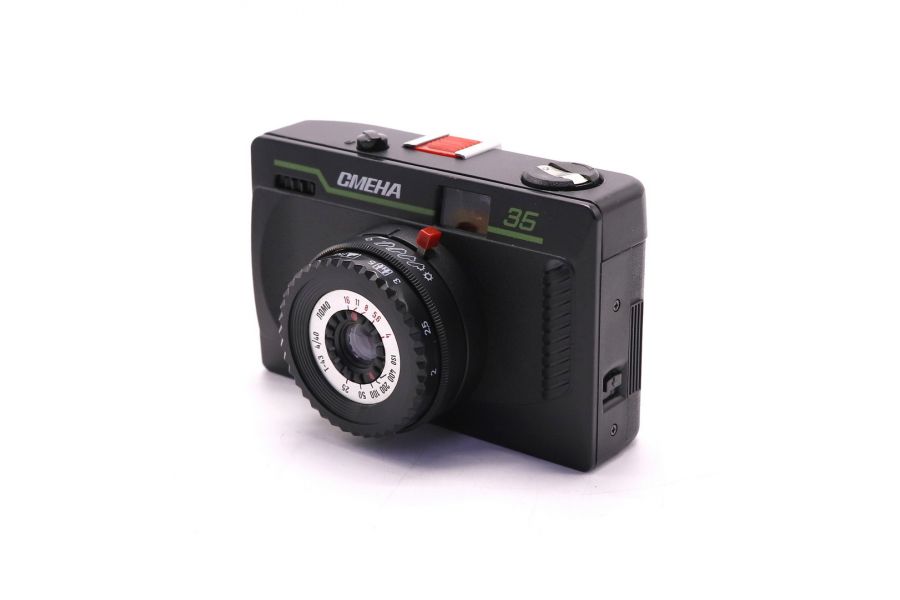 Шкальный советский фотоаппарат Смена 35 (СССР)