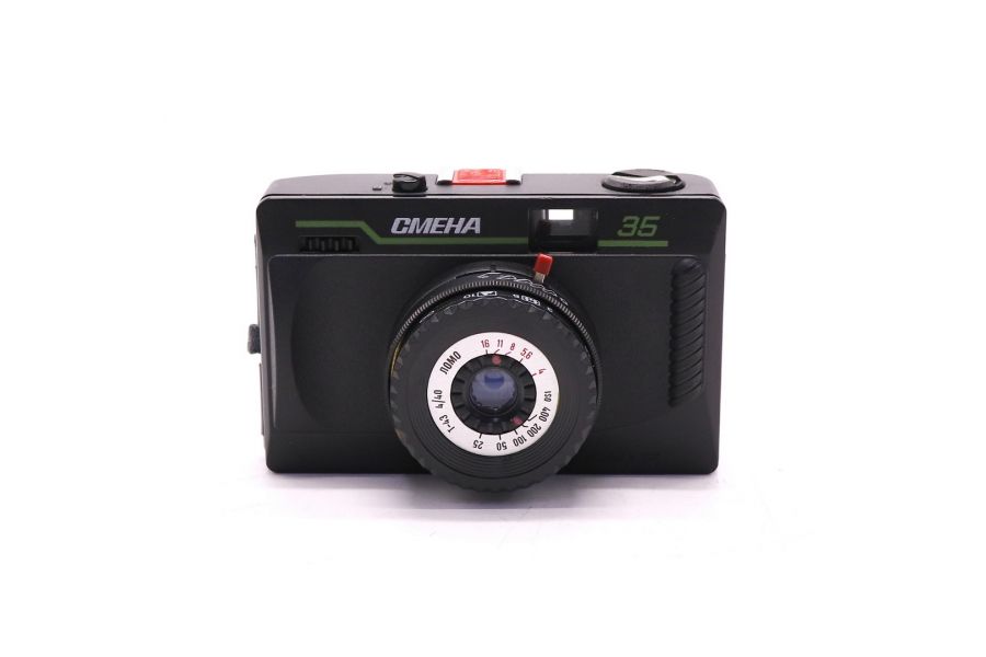 Шкальный советский фотоаппарат Смена 35 (СССР)
