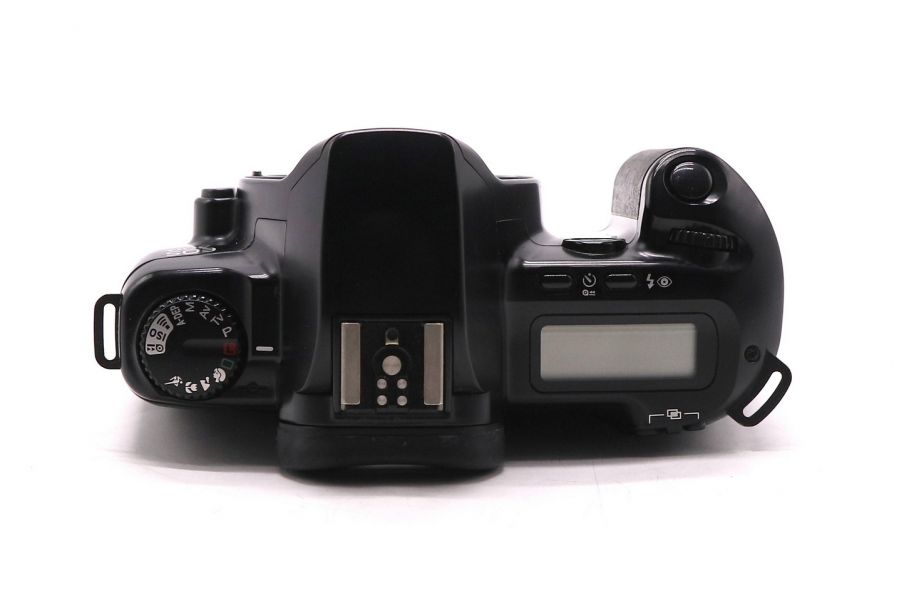 Пленочный зеркальный фотоаппарат Canon EOS 500 body