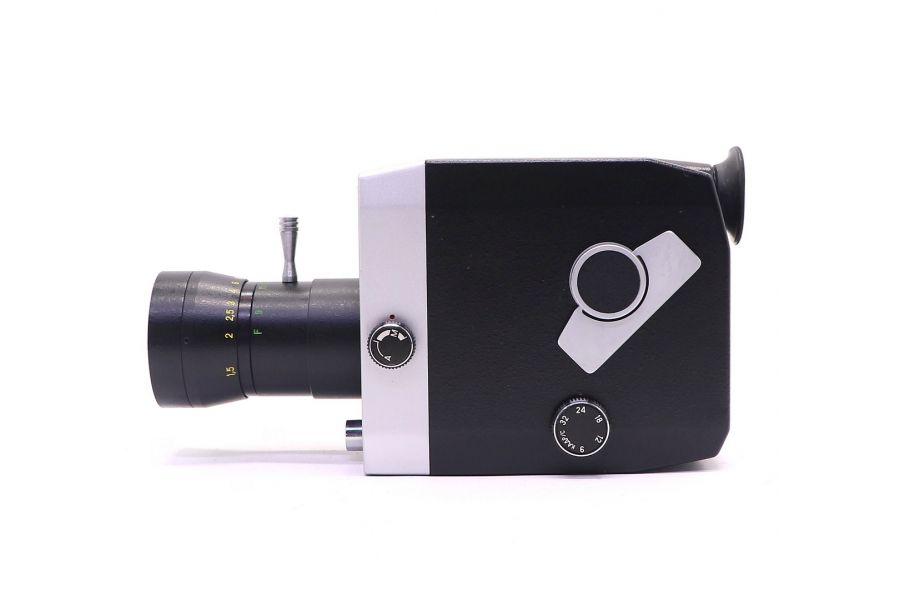 Узкоплёночная кинокамера Кварц 8С-2 в упаковке