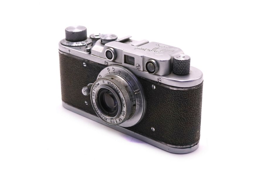 Пленочный фотоаппарат Зоркий + Индустар 22 П