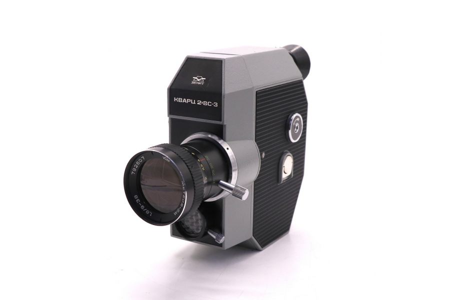 Узкоплёночная любительская кинокамера Кварц 2х8С-3