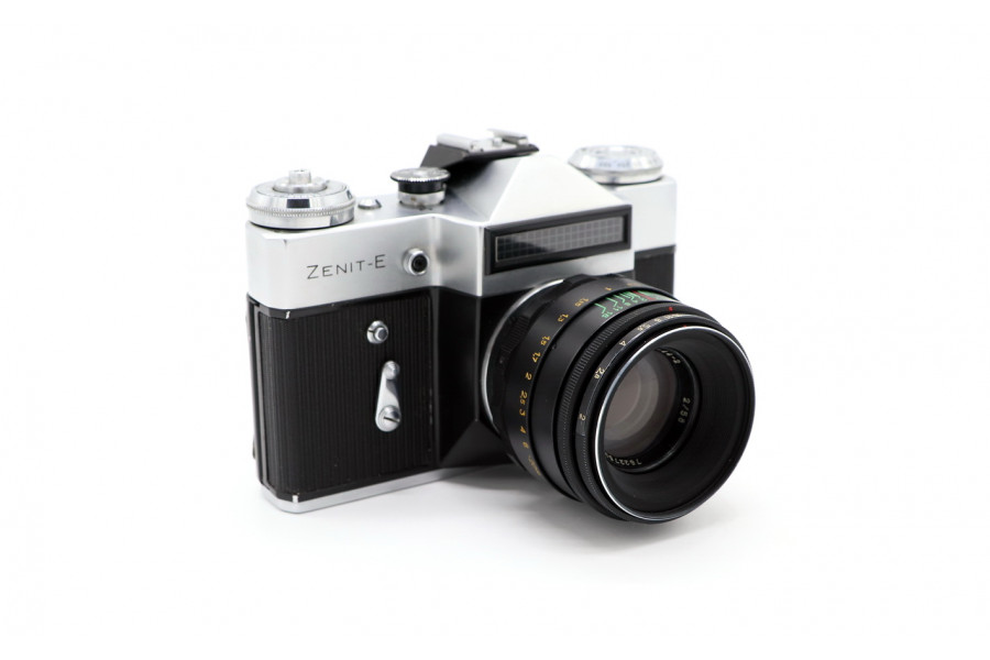 Зенит-Е с объективом Helios-44-2 (СССР, 1981)