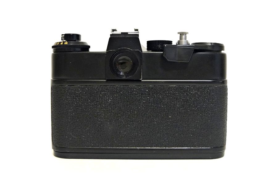 Зеркалка Зенит с объективом СССР