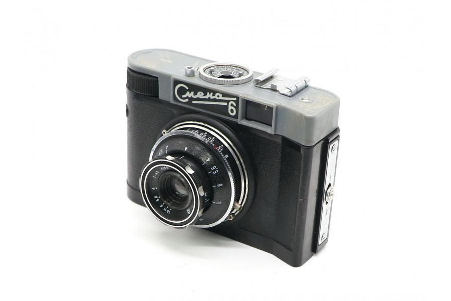 Шкальный советский фотоаппарат Смена-6 (СССР)