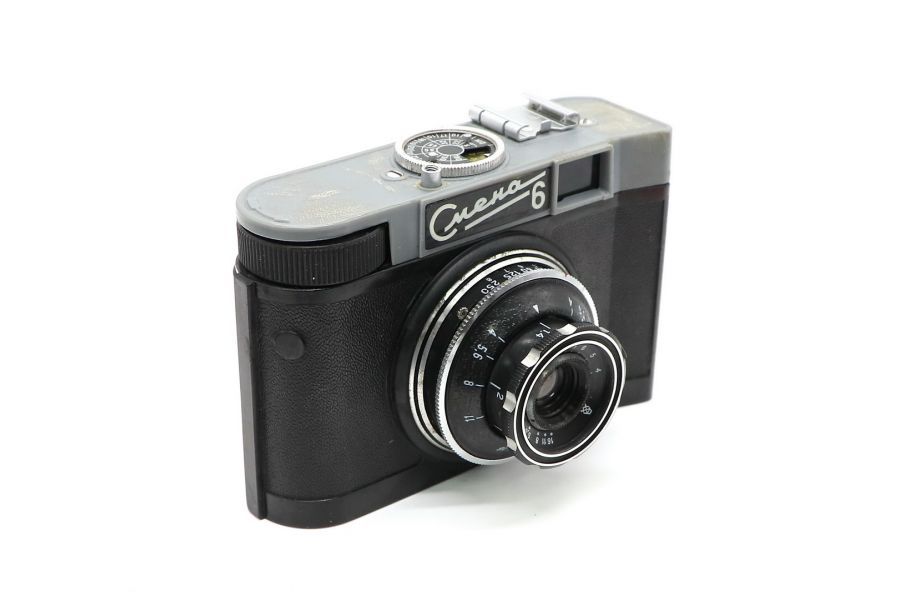 Шкальный советский фотоаппарат Смена-6 (СССР)