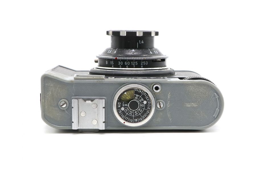 Шкальный советский фотоаппарат Смена-6 (СССР)