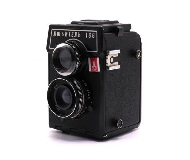 Советский фотоаппарат Любитель 166 (Олимпийский)