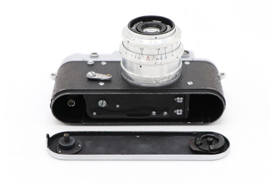 Дальномерный фотоаппарат Зоркий-2С + Индустар-50