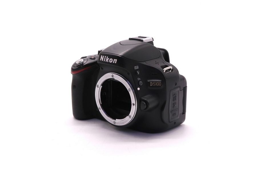 Nikon D5100 body в упаковке (пробег 9830 кадров)