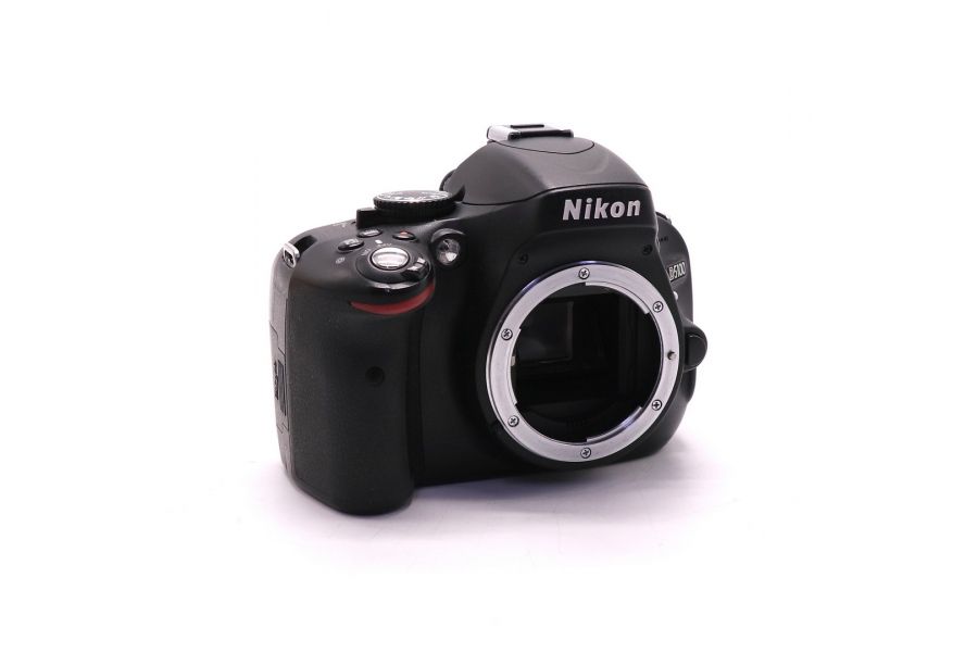 Nikon D5100 body в упаковке (пробег 9830 кадров)