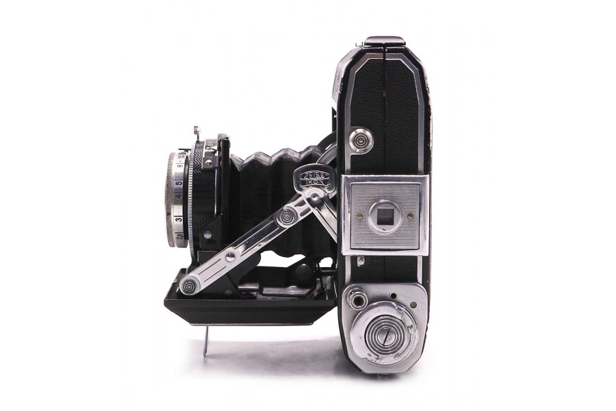 Классическая камера Zeiss Ikon Ikonta 521