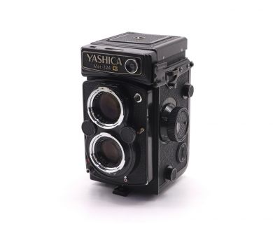 Культовая плёночная камера Yashica Mat-124 G