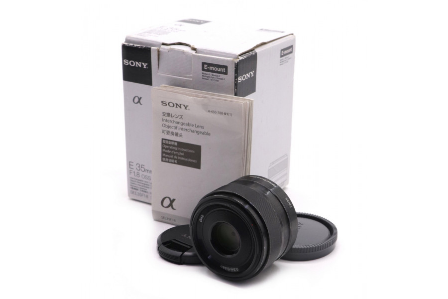 Sony 35mm f/1.8 OSS (SEL35F18) в упаковке