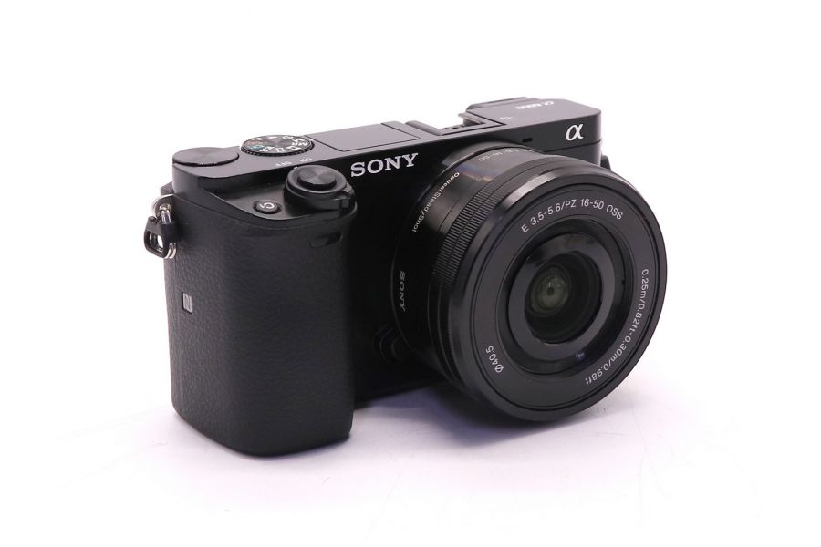 Sony A6000 ILCE-6000L kit (пробег 3100 кадров)