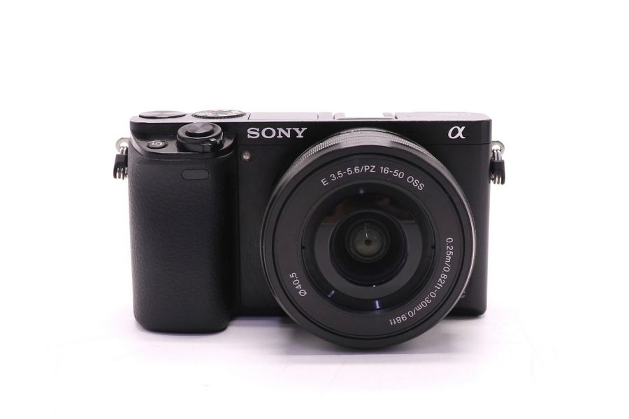 Sony A6000 ILCE-6000L kit (пробег 3100 кадров)