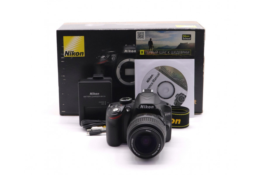 Nikon D3200 kit в упаковке (пробег 3545 кадров)