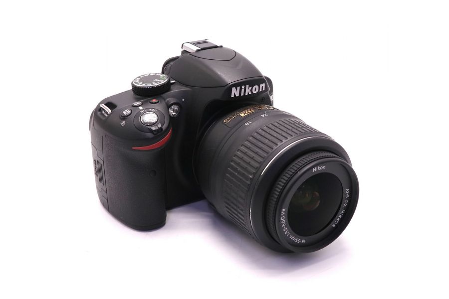 Nikon D3200 kit в упаковке (пробег 3845 кадров)