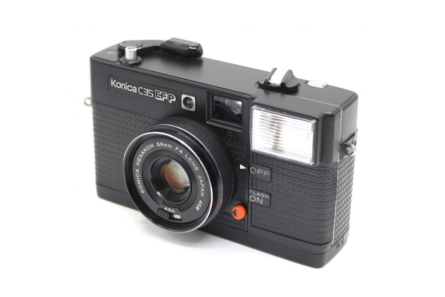 Компактная плёночная фотокамера Konica C35 EFP