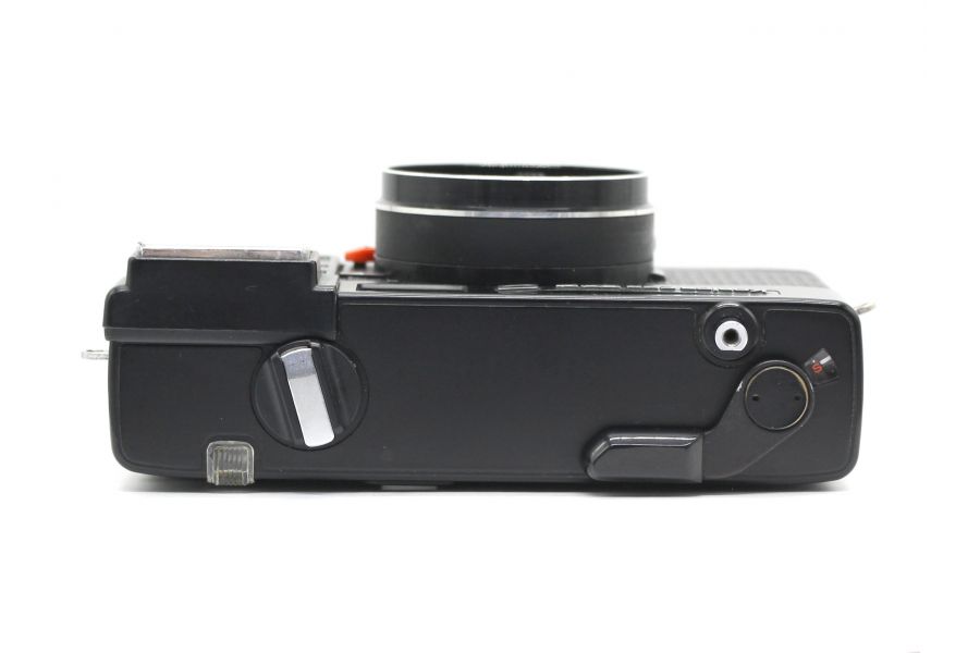 Компактная плёночная фотокамера Konica C35 EFP