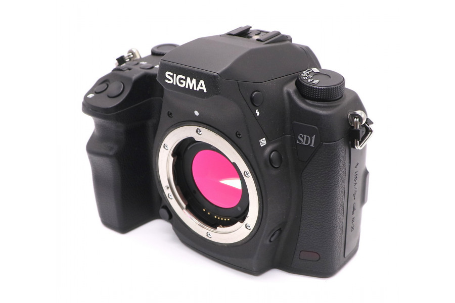 Цифровой фотоаппарат Sigma SD1 Merrill body