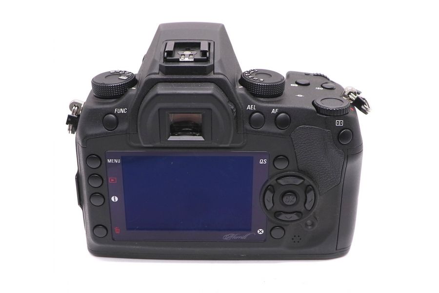 Цифровой фотоаппарат Sigma SD1 Merrill body