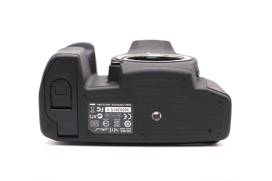 Цифровой фотоаппарат Sigma SD1 Merrill body