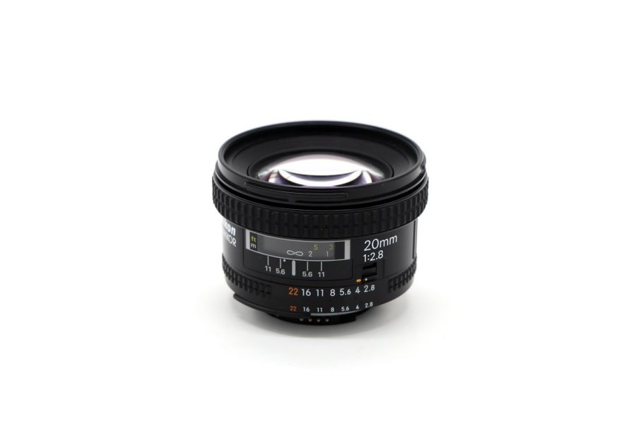 Широкоугольный объектив Nikon 20mm f/2.8 AF Nikkor