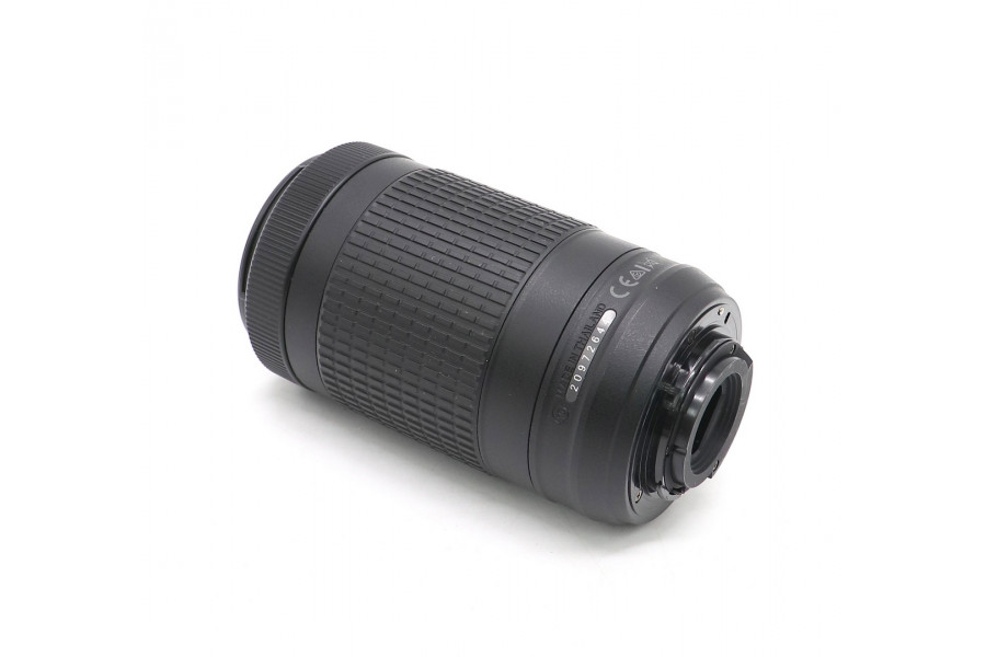 Nikon 70-300mm f/4.5-6.3G ED AF-P DX VR в упаковке