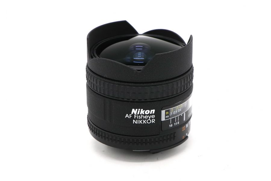 Объектив Nikon 16mm f/2.8D AF Fisheye-Nikkor