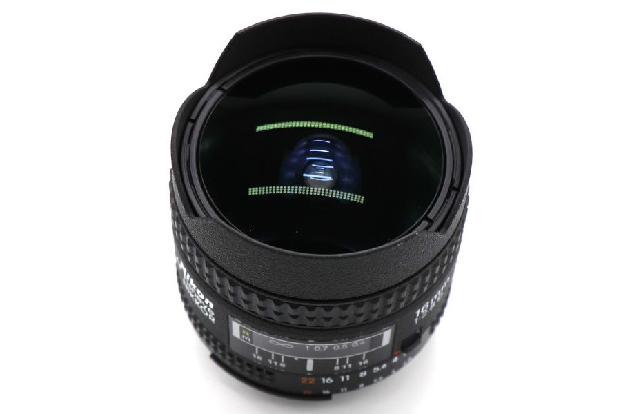 Объектив Nikon 16mm f/2.8D AF Fisheye-Nikkor