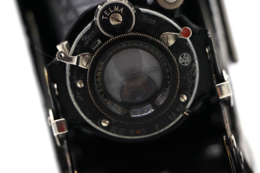 Zeiss Ikon Ikonta 520/2 + Novar Anastigmat 6.3/105mm