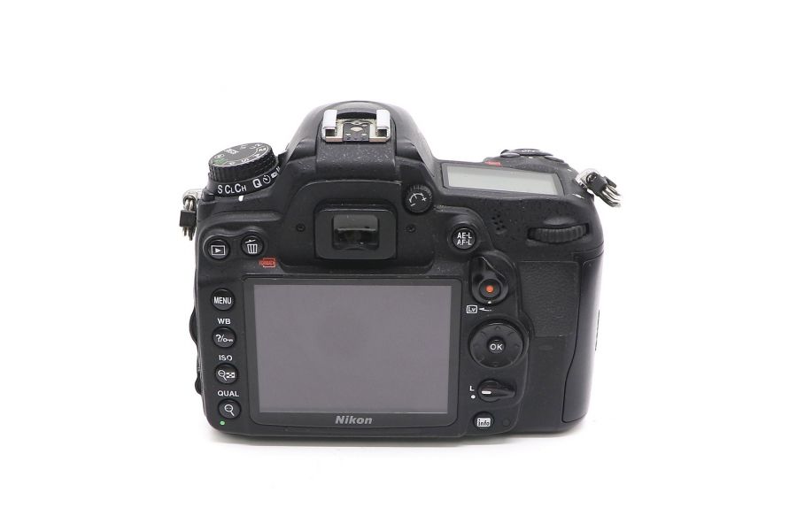 Nikon D7000 body (пробег 45500 кадров) в упаковке