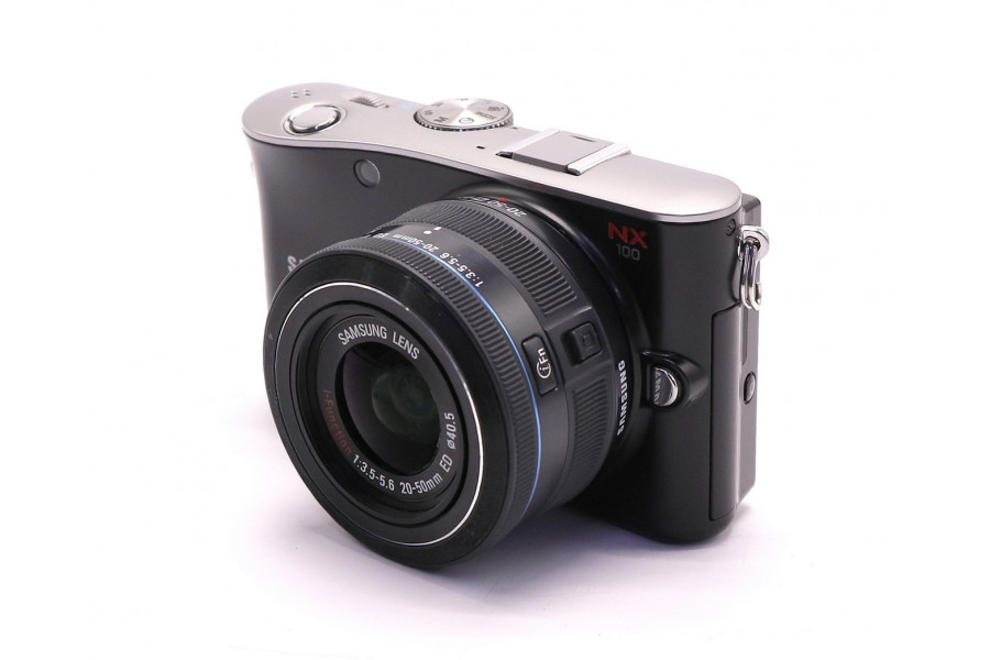 Компактный фотоаппарат Samsung NX100 kit