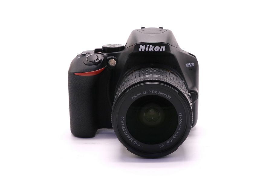 Nikon D3500 kit в упаковке (пробег 3360 кадров)