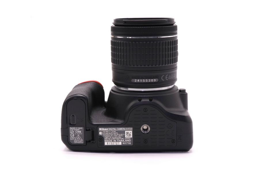 Nikon D3500 kit в упаковке (пробег 3360 кадров)