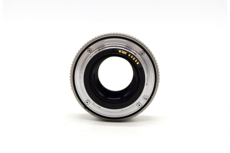 Телеконвертер компактный Canon Extender EF 1.4x II