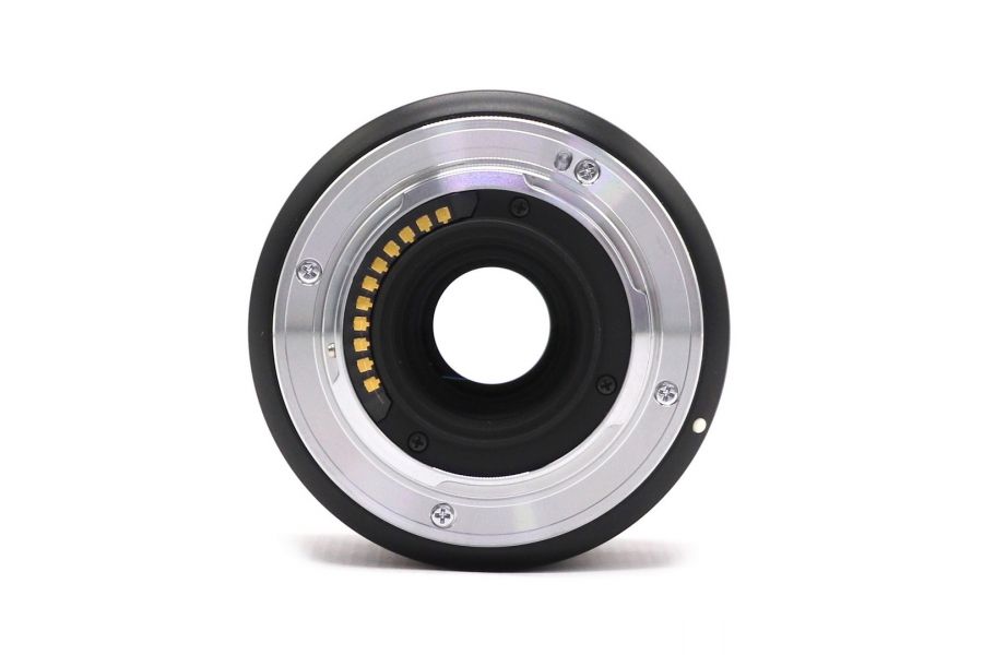 Sigma AF 60mm f/2.8 DN Micro 4/3 в упаковке