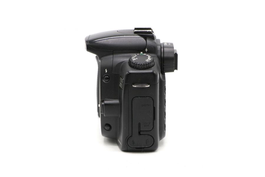 Цифровой зеркальный фотоаппарат Canon EOS 20D body