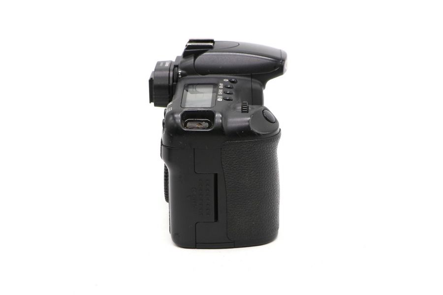 Цифровой зеркальный фотоаппарат Canon EOS 20D body