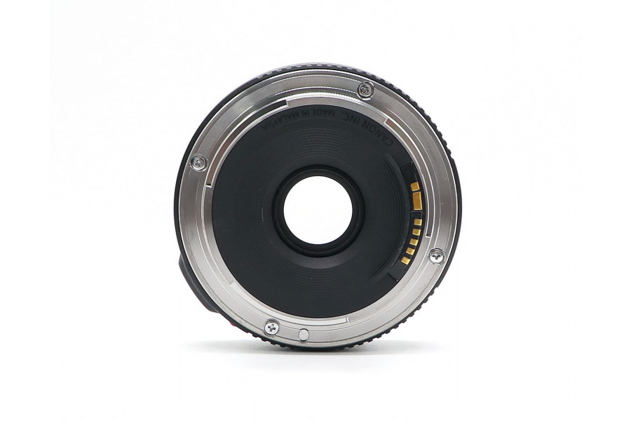 Компактный универсальный Canon EF 40mm f/2.8 STM