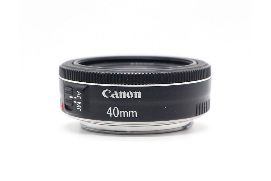 Компактный универсальный Canon EF 40mm f/2.8 STM