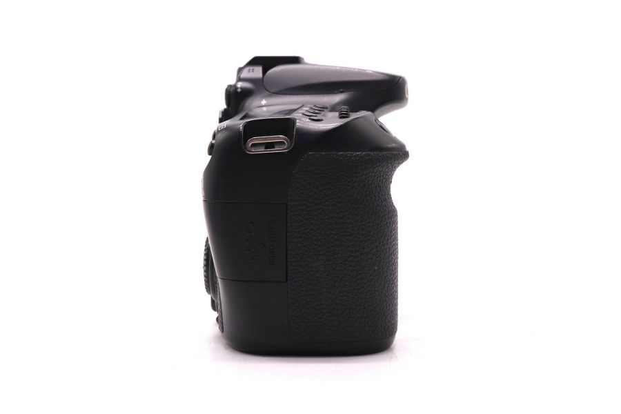 Фотокамера зеркальная Canon EOS 70D body неисправная