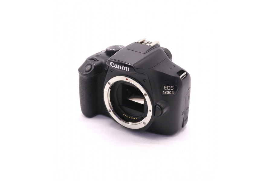 Canon EOS 1300D body (пробег 21485 кадров)