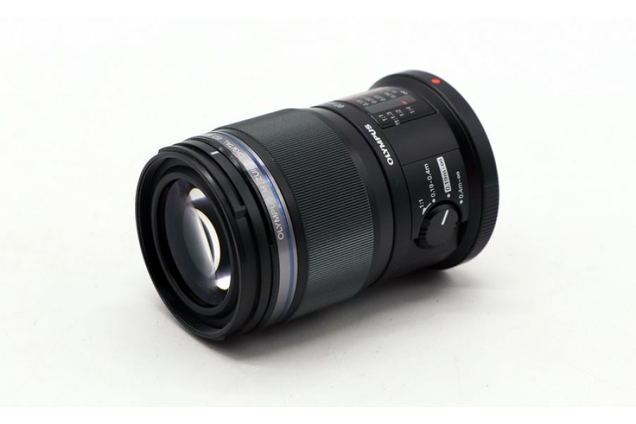 Olympus M.Zuiko Digital 60mm f/2.8 ED Macro MSC в упаковке