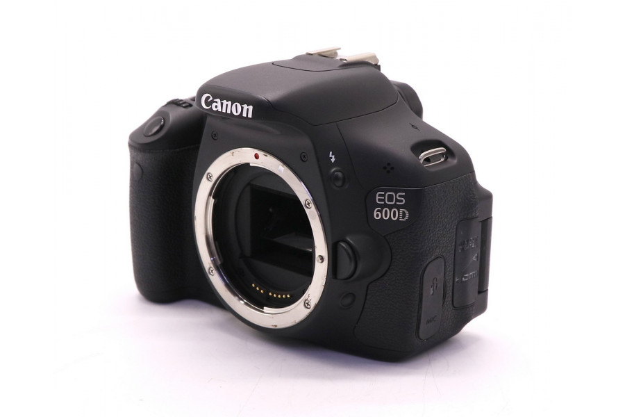 Камера Canon EOS 600D body (пробег 4300 кадров)