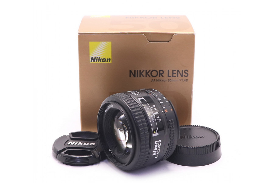 Объектив Nikon 50mm f/1.4D AF Nikkor в упаковке
